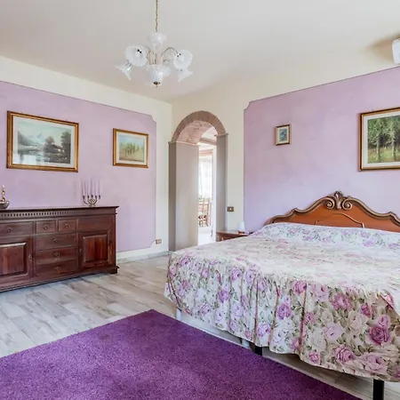 Appartamento Rustic With Garden, Pool And Parking