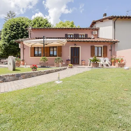 Rustic With Garden, Pool And Parking *